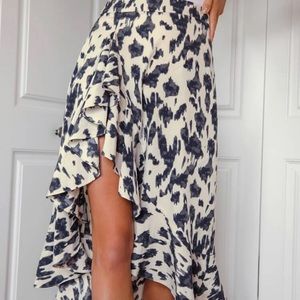 Leopard print ruffle midi skirt